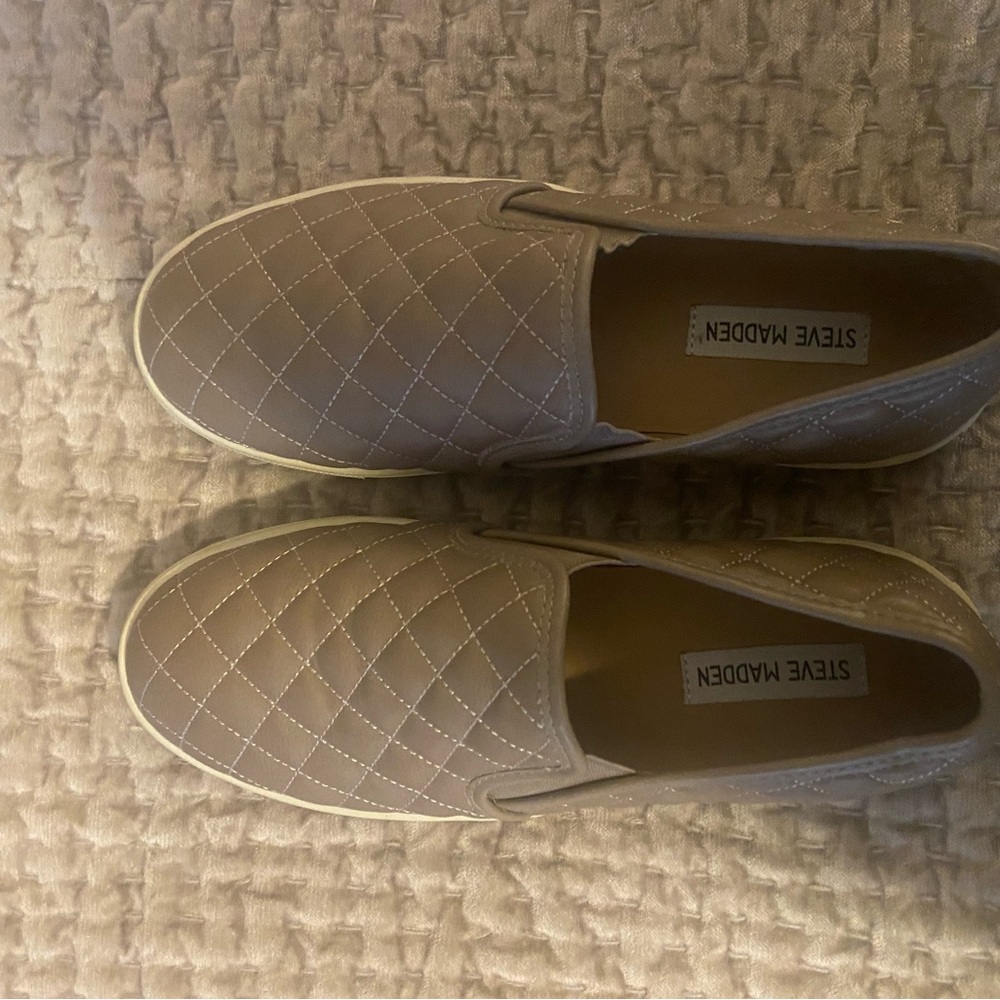 Steve Madden Women's Quilted Slip-On Shoes - Tan Size 9